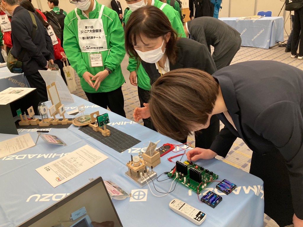 2023 年日本国际物理奥林匹克竞赛使用的实验测试设备