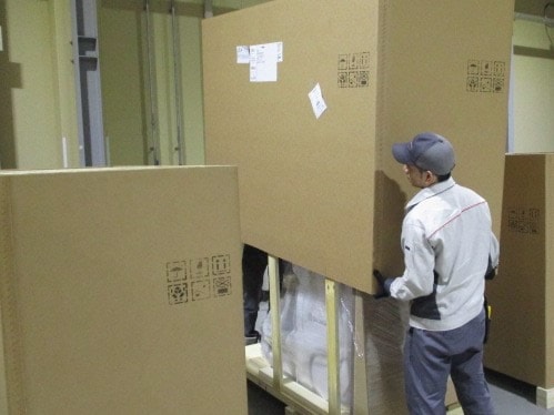 包装采用加固纸板